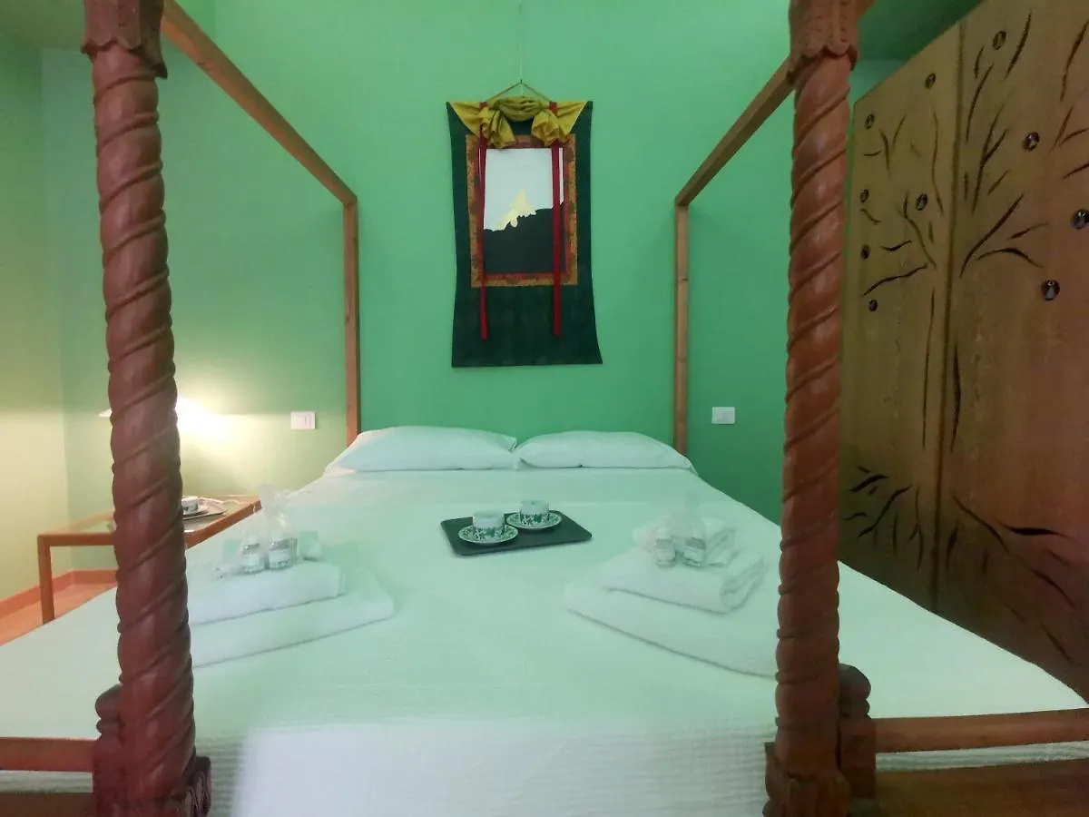 Apartment Speciale Tarshito Guesthouse Bari