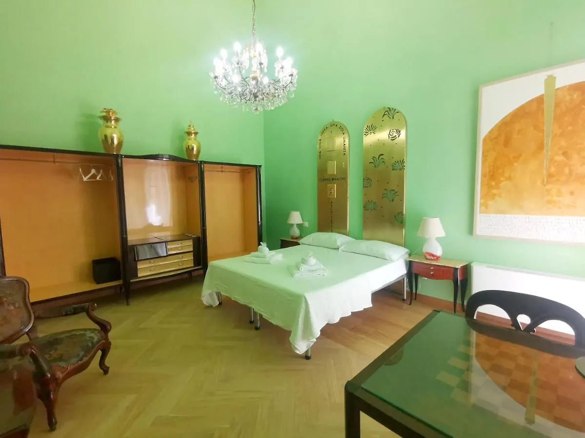 Speciale Tarshito Guesthouse Bari Italy