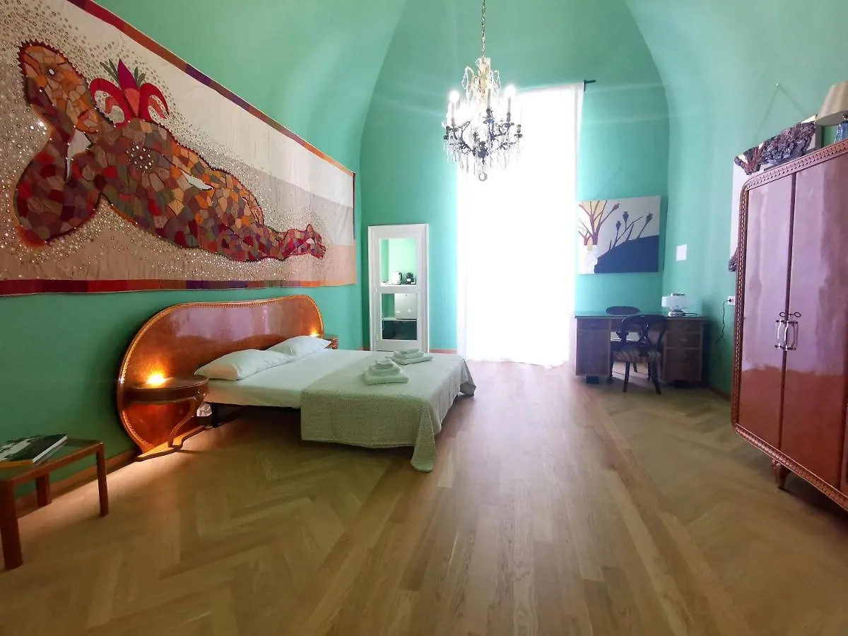 Apartment Speciale Tarshito Guesthouse Bari