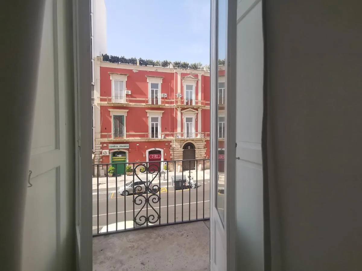 Apartment Speciale Tarshito Guesthouse Bari Italy